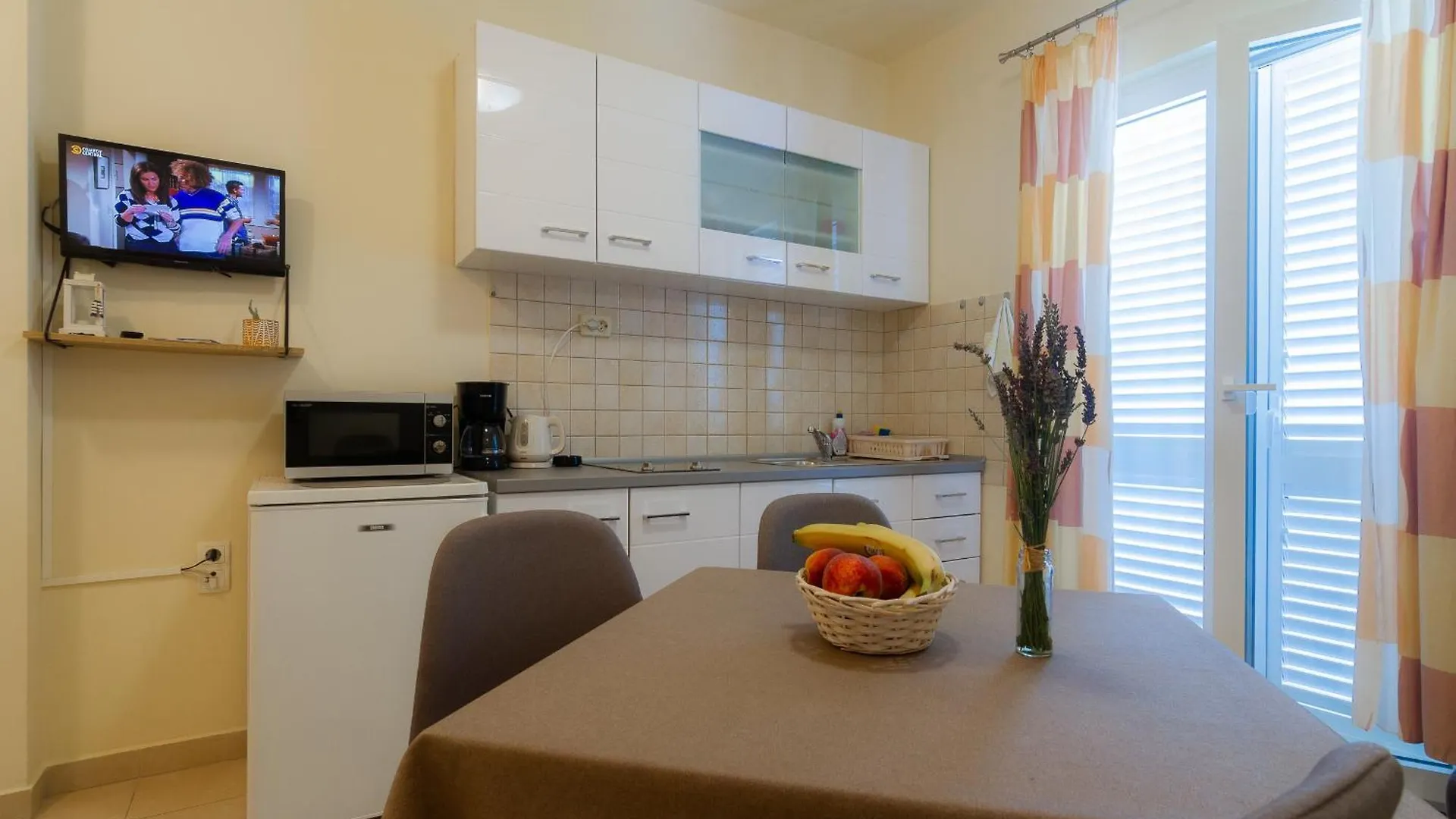 Apartments & Rooms Sanja Rab Town